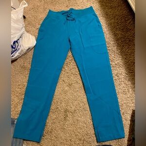 Mandala Scrub Bottom